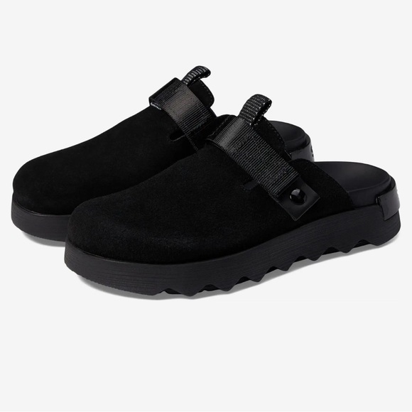 Sorel Clogs - Picture 2 of 5